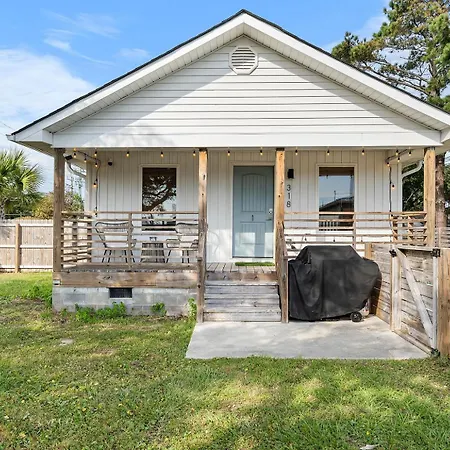 Twin Tides Beach House At Carolina Beach - Unit 1